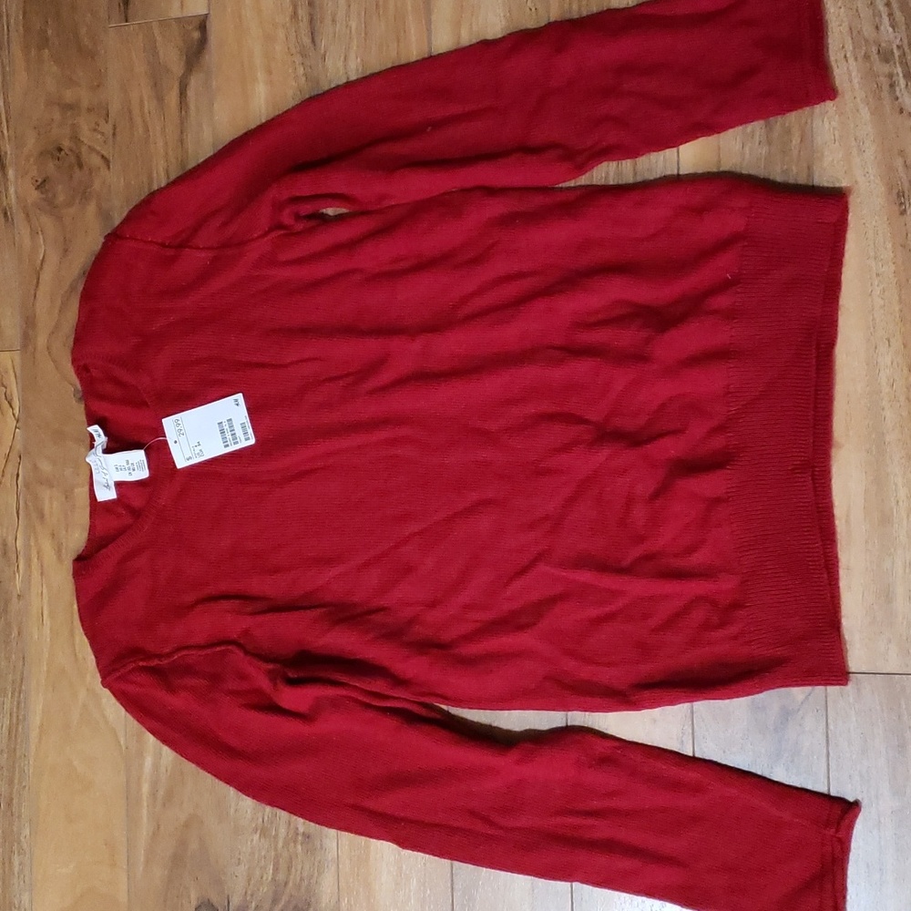 NWT H&M sweater long thin knit